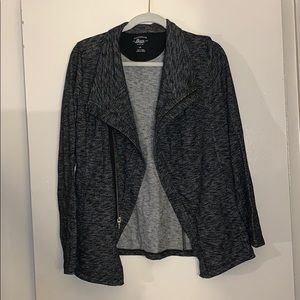 gray sweater/cardigan